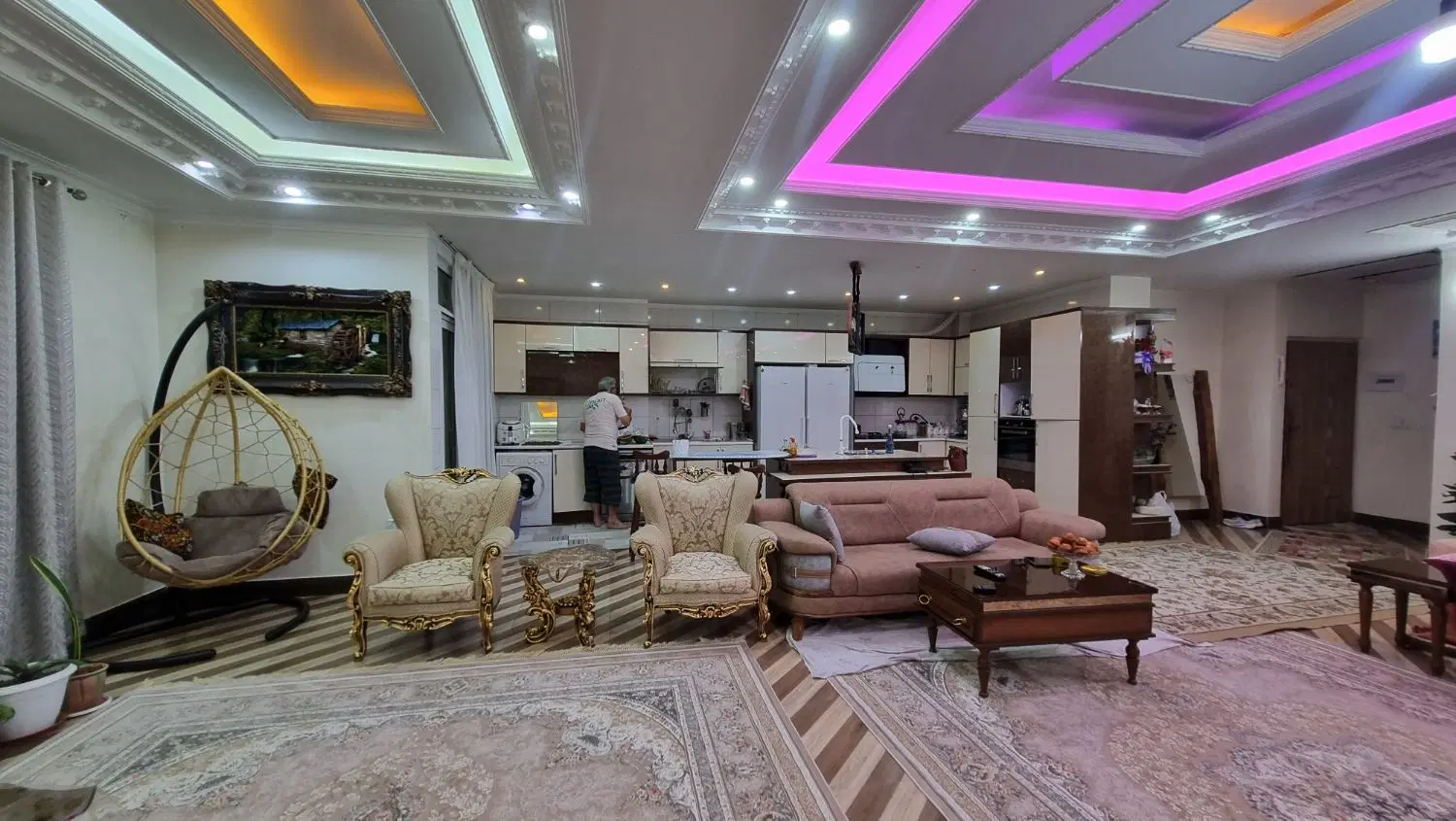 فروش یک واحد مسکونی148 متری