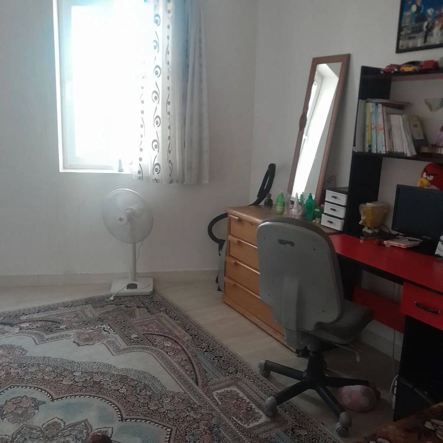 خانه دو طبقه و پیلوت در قصر شیرین