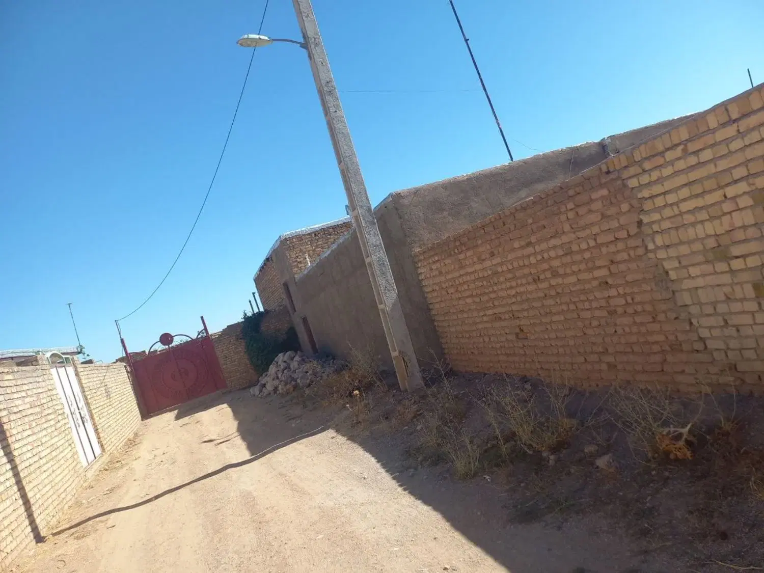 زمین مسکونی