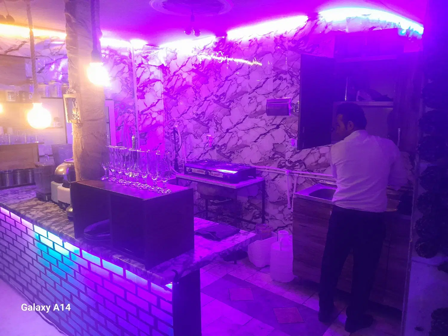 مغازه با فول امکانات