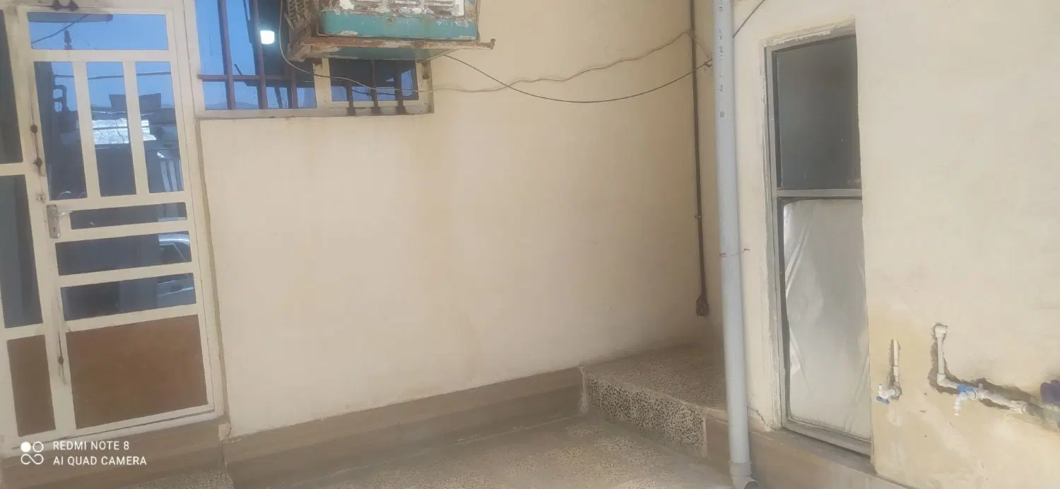 همکف جنوبی