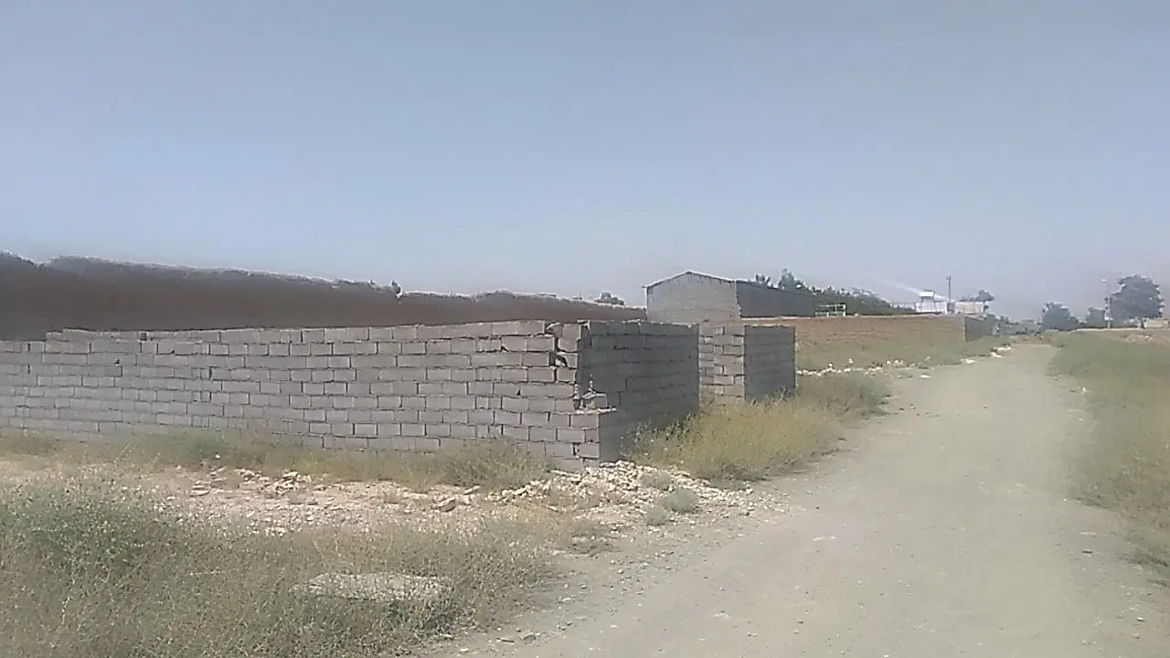 زمین طرح چی 125متری