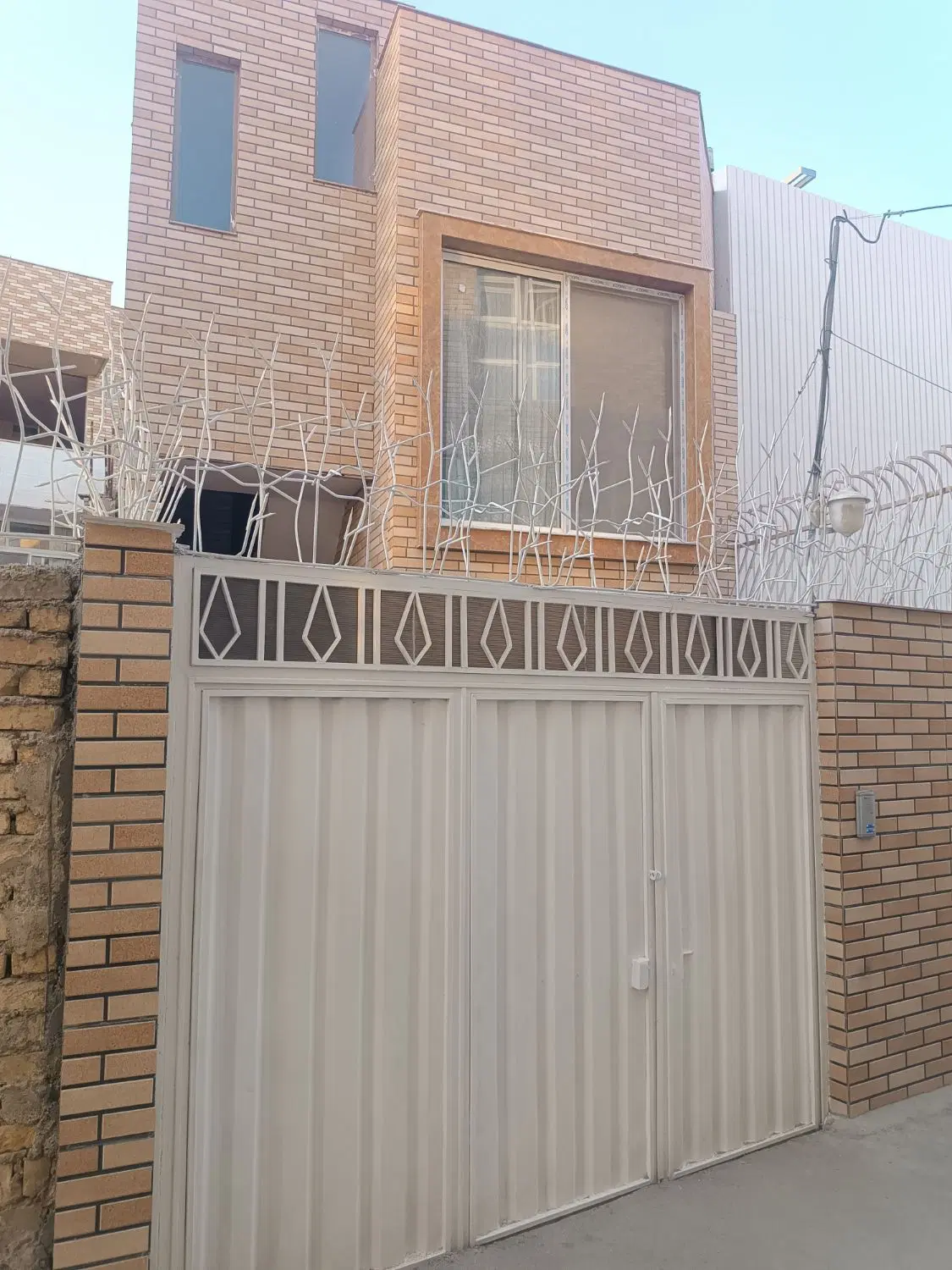 خانه دوطبقه آتشگاه