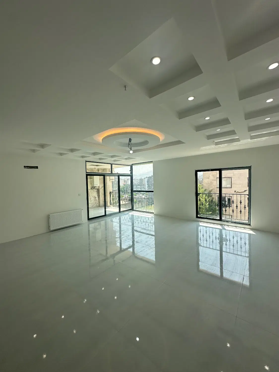 آپارتمان نوساز ۱۷۰ متری در لادن