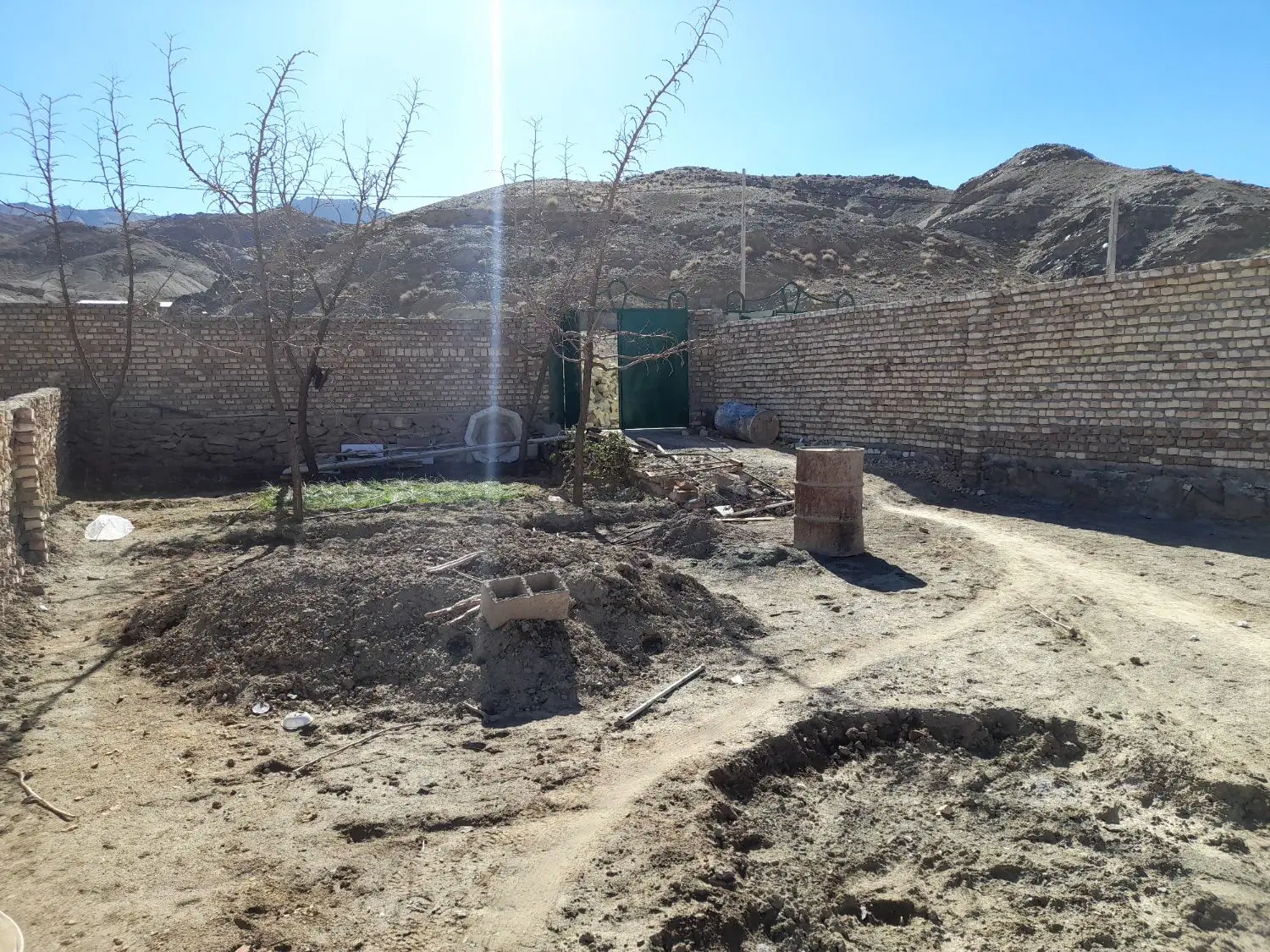 زمین مسکونی