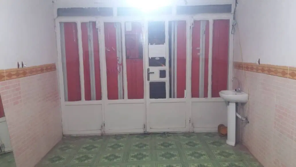 ۱۸متر مغازه خیابان۲۰متری