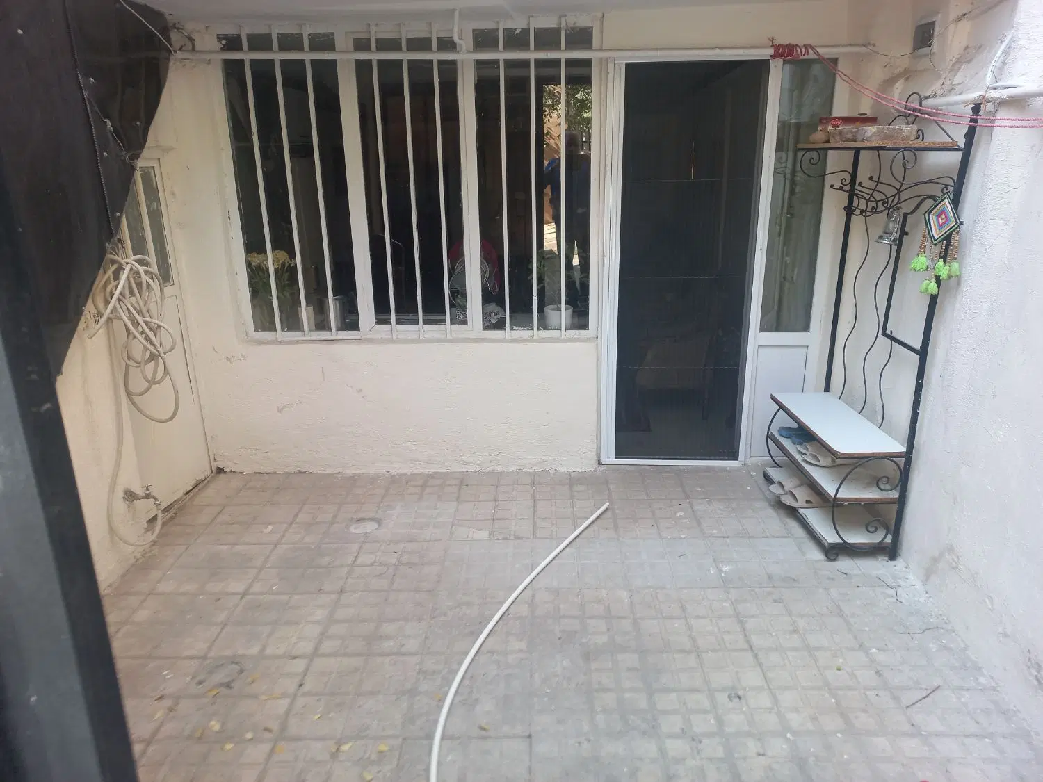 طبقه همکف دربستی راه مجزا