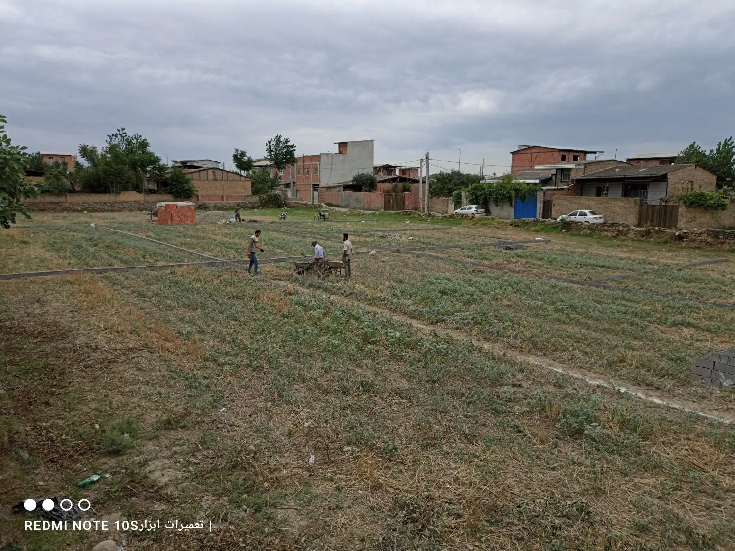 زمین خانه سرا گلوگاه (هشتیکه)