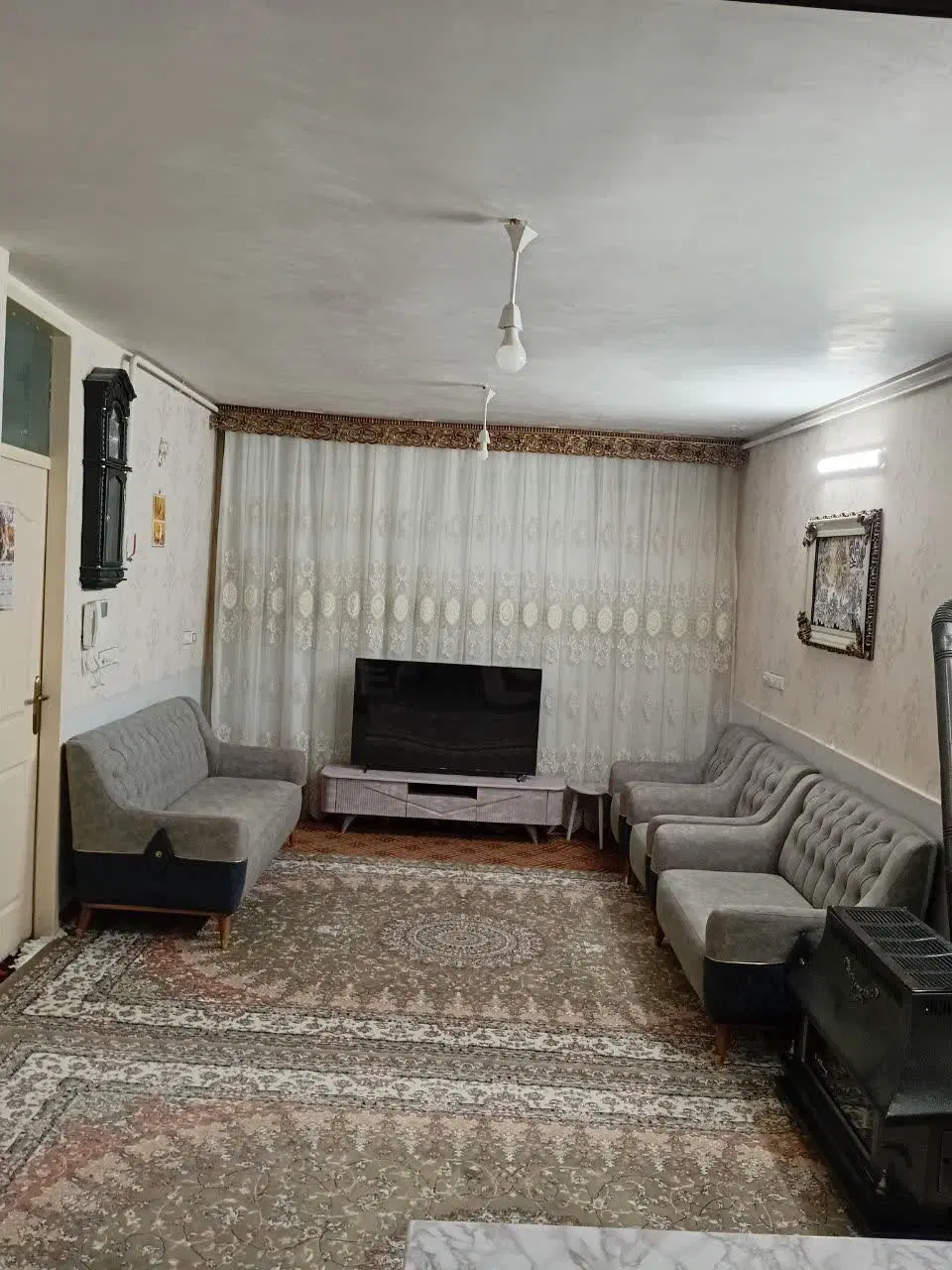 ۶۸ متری در کرهرود