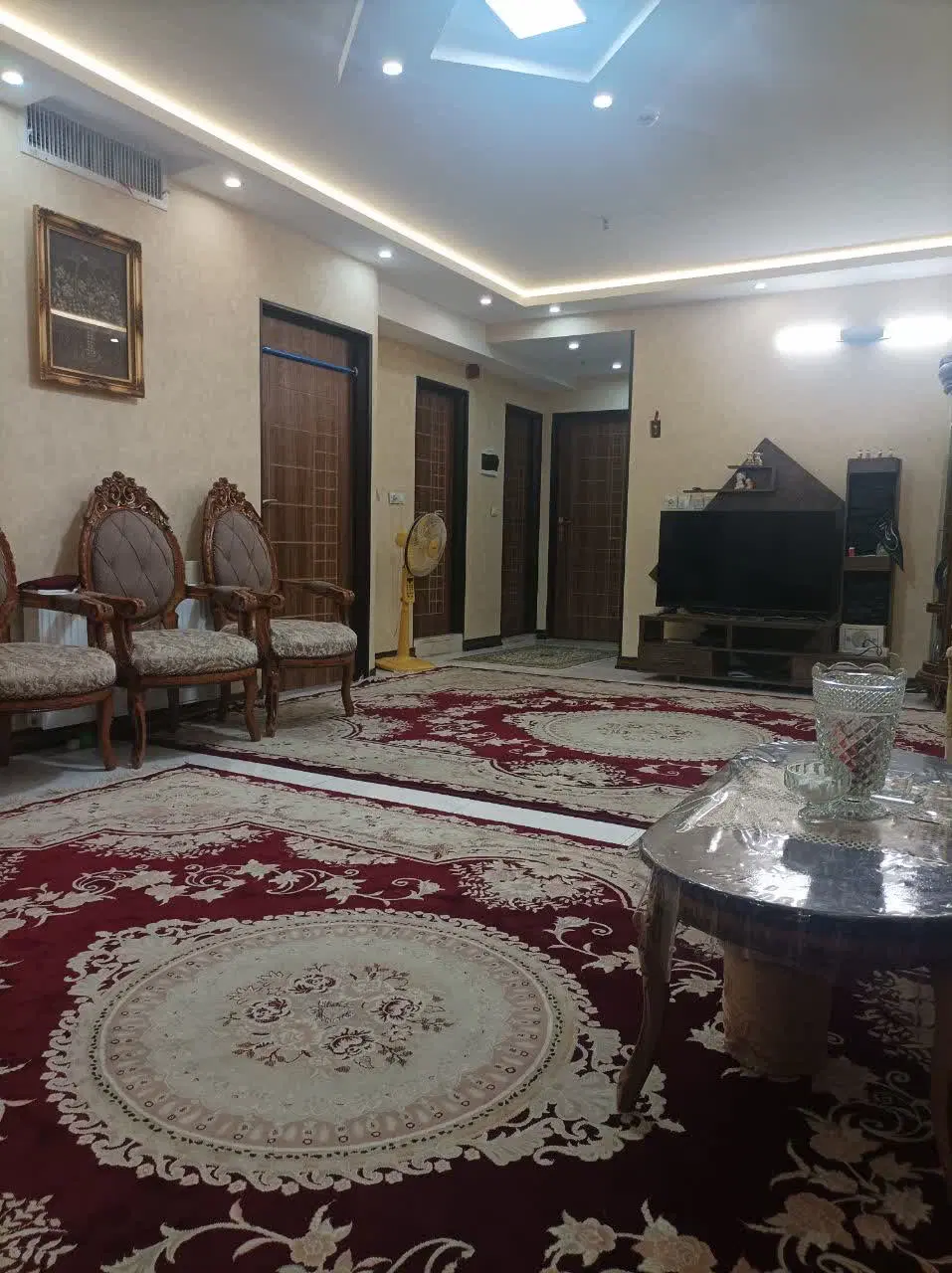 یک واحد اپارتمان ۹۰ متری