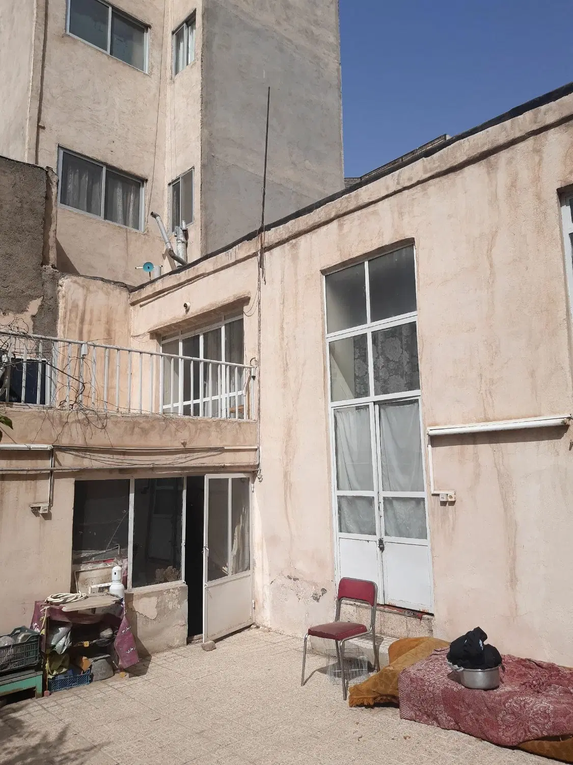 منزل مسکونی تجاری