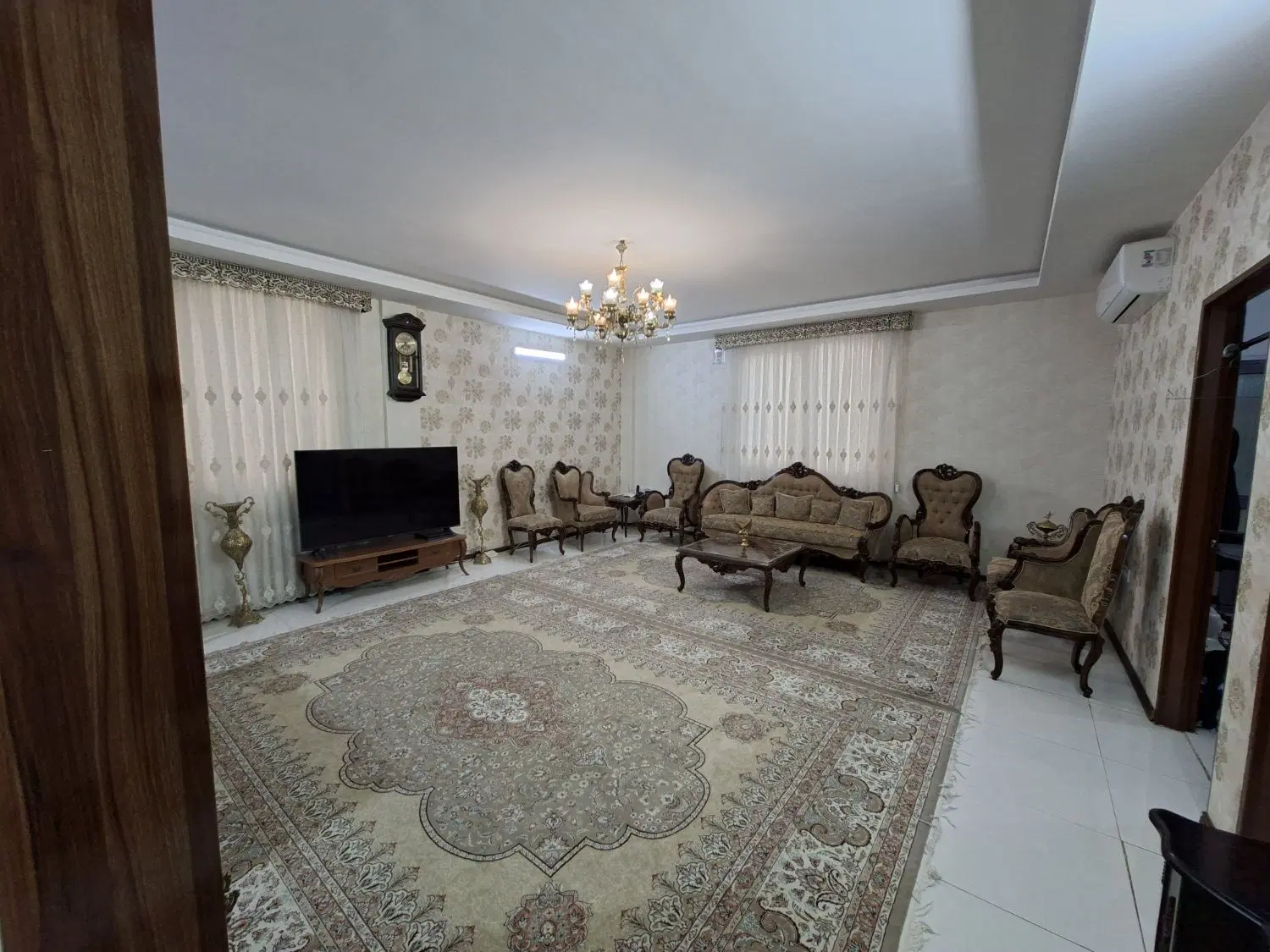آپارتمان ۱۰۰ متری عبدالمطلب ۲۷