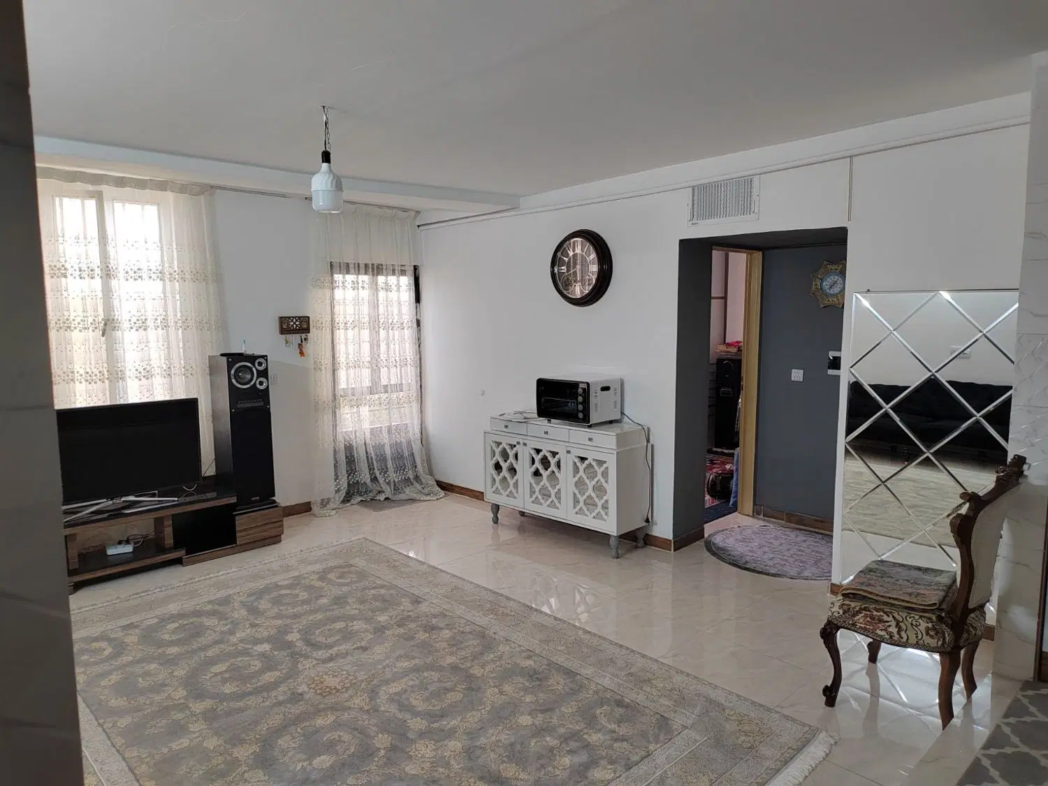ویلایی نوساز (باورس)