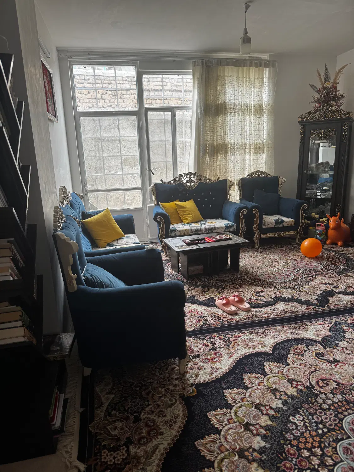 کوی یغما تک واحدی