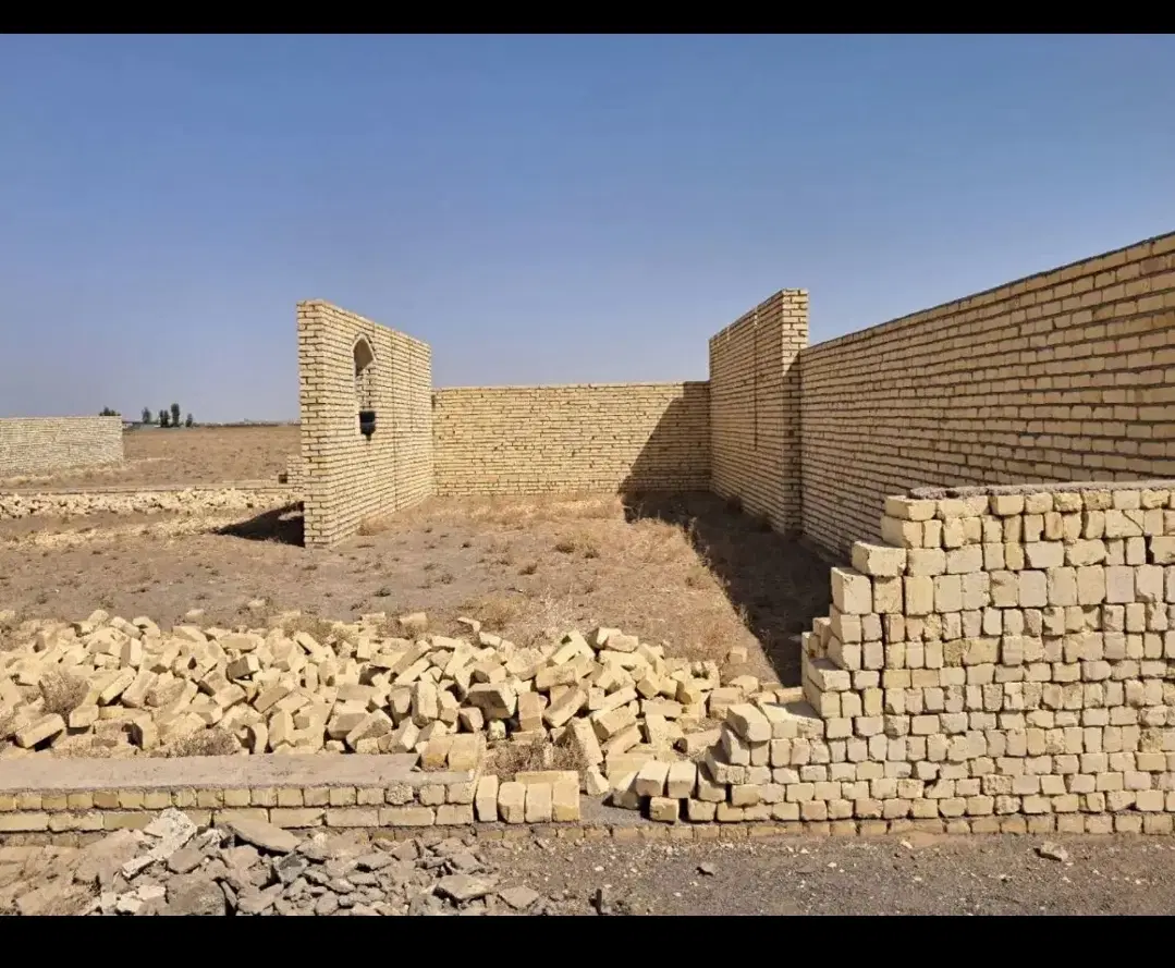 زمین دشت علاقه بند