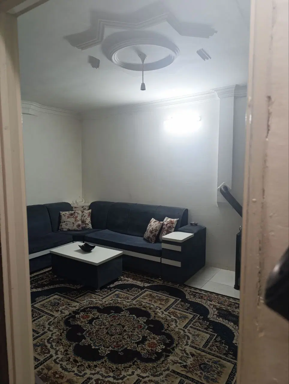 همکف ۵۰ متری کشاورز۳