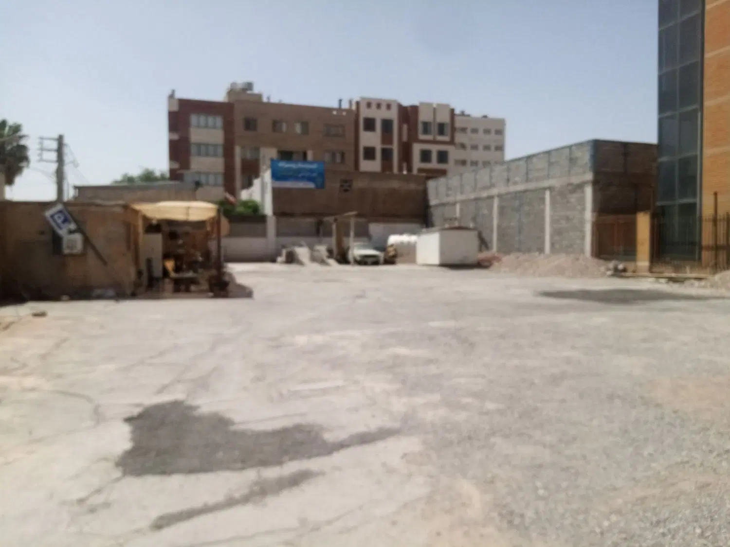 اجاره باب مغازه برای صافکار‌ی و آپاراتچی