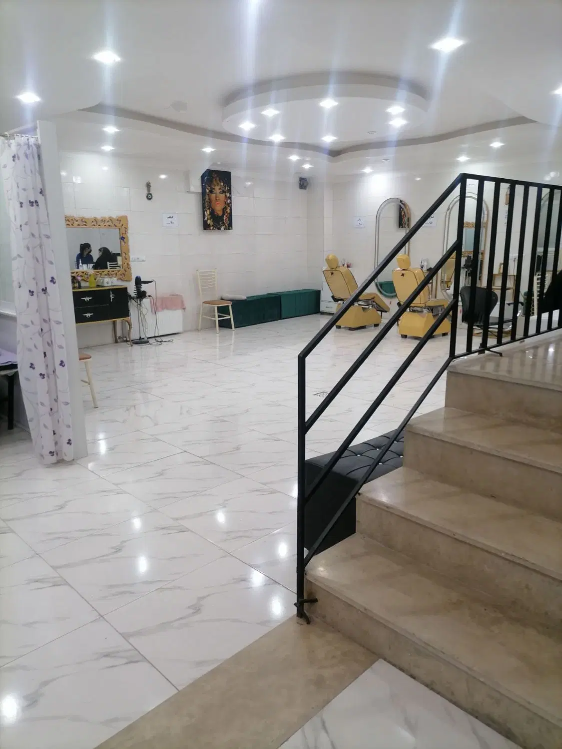 زیرزمین تجاری موقعیت عالی