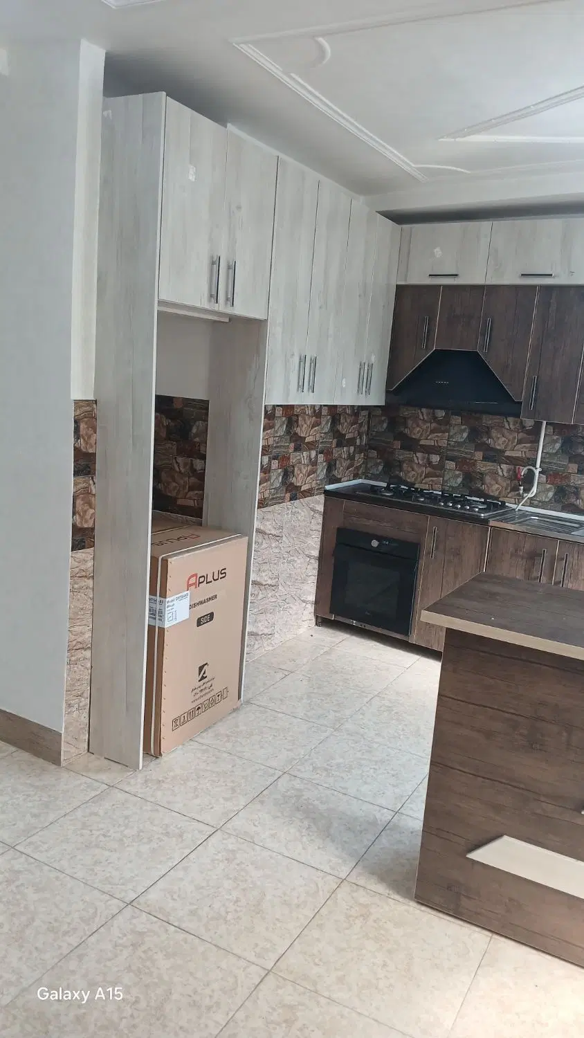 آپارتمان ۸۶ متری اجاره ای