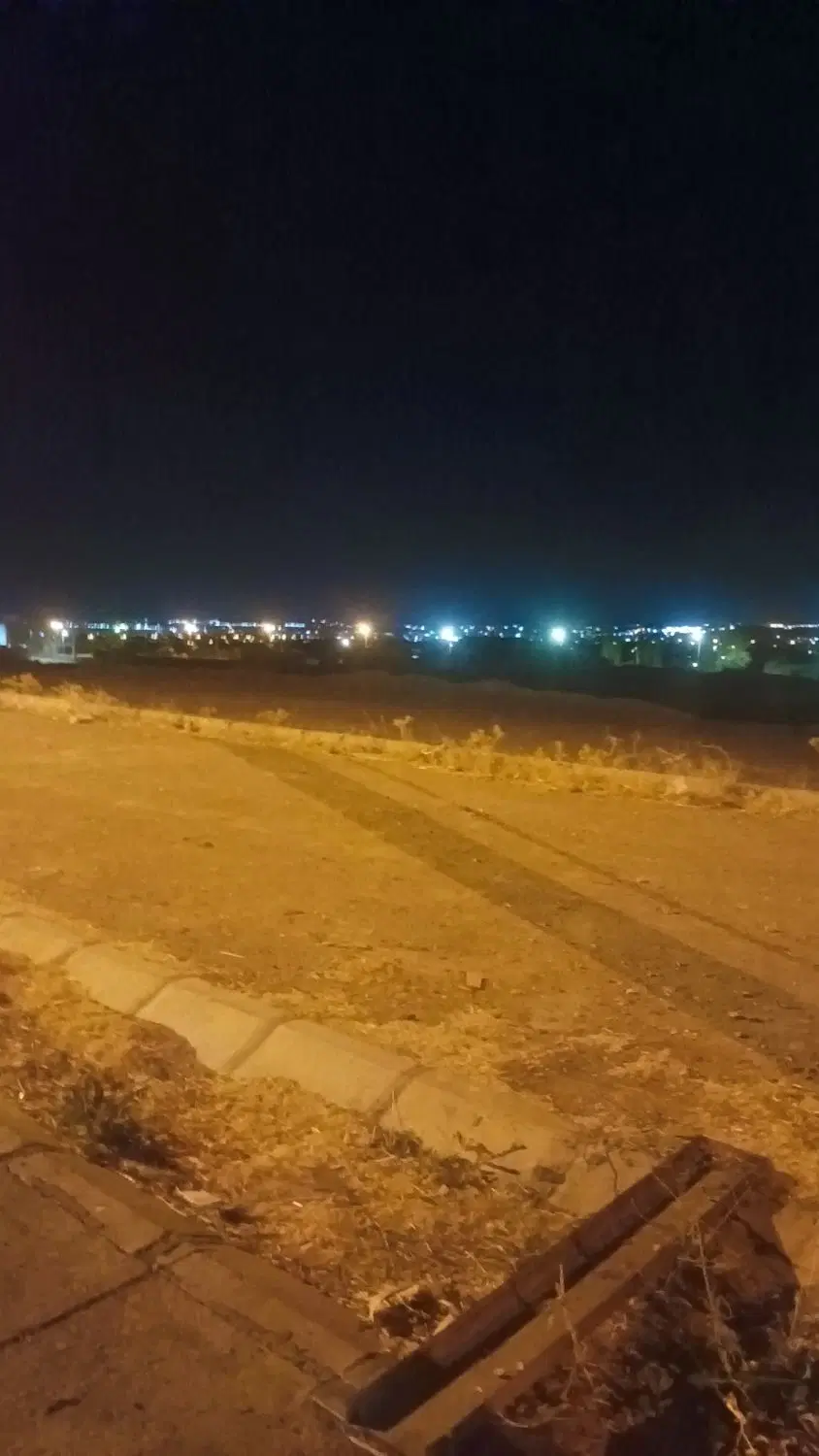 زمین مسکونی
