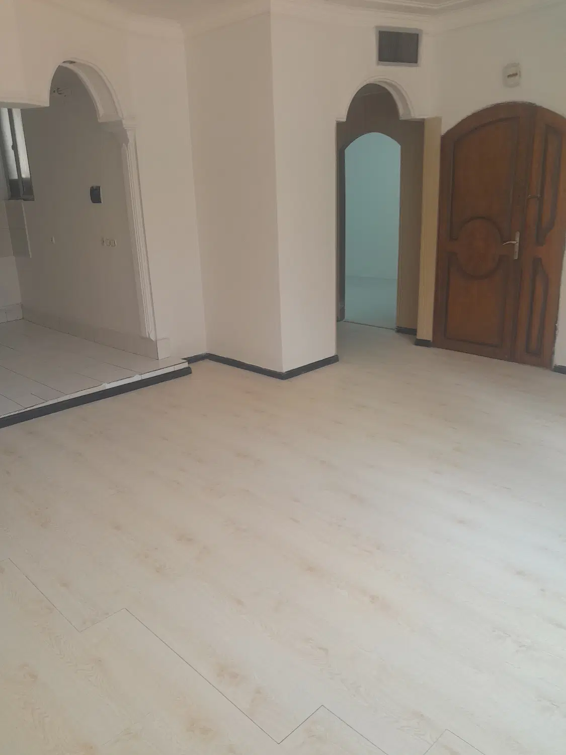۱۰۰ متر شیک امامت، اجاره یا تبدیل تا رهن کامل
