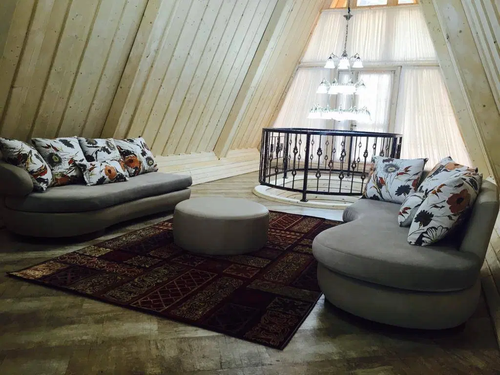 اجاره ویلای ۱۰۰۰ متری زیبا