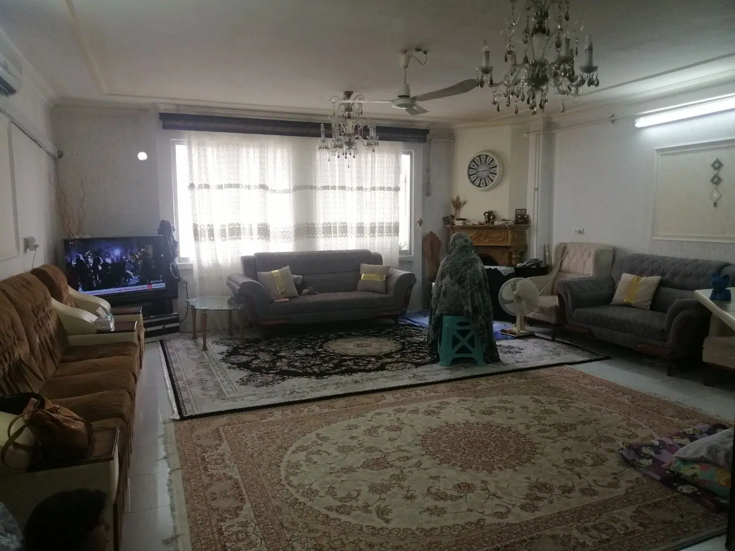 آپارتمان بر هفت دستگاه