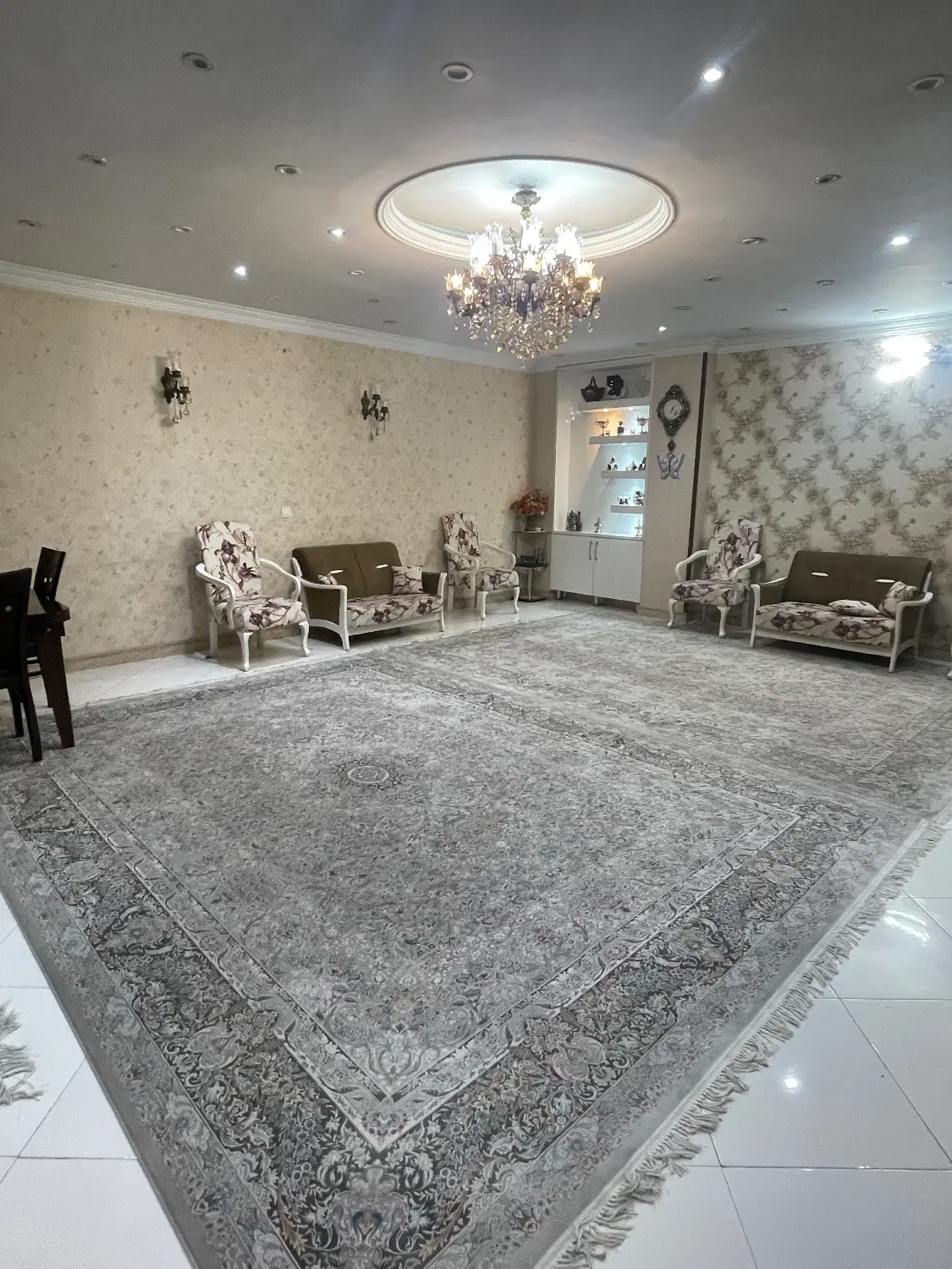 اپارتمان ۱۰۵ متر فول امکانات محیط سجاد جنوبی