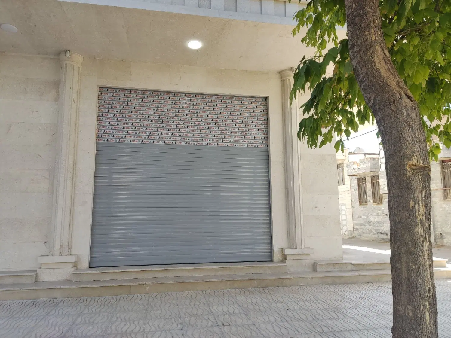 مغازه تجاری فرهنگیان فاز 2