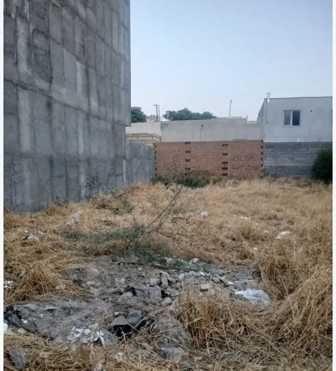 زمین فروشی آهنگران
