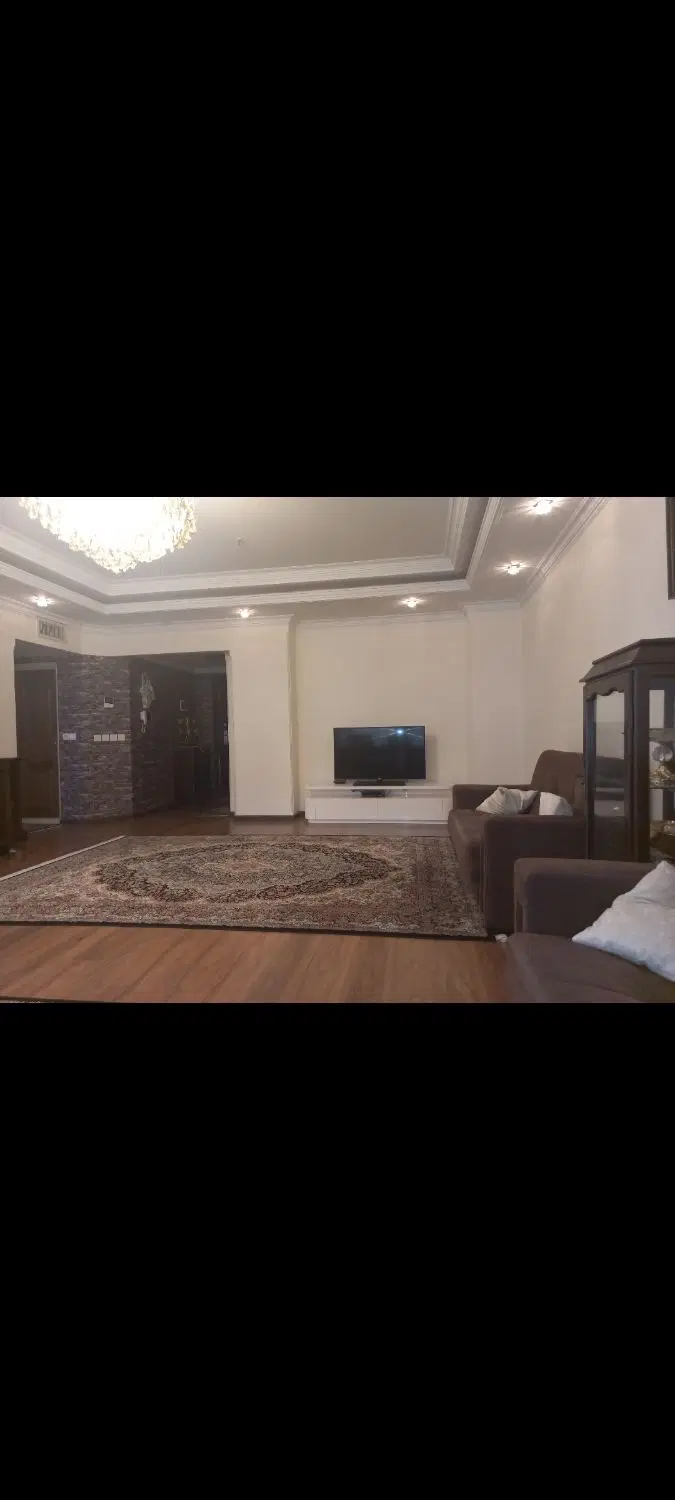 پونک،شهرک نفت،۹۹متر دو خواب،فول امکانات