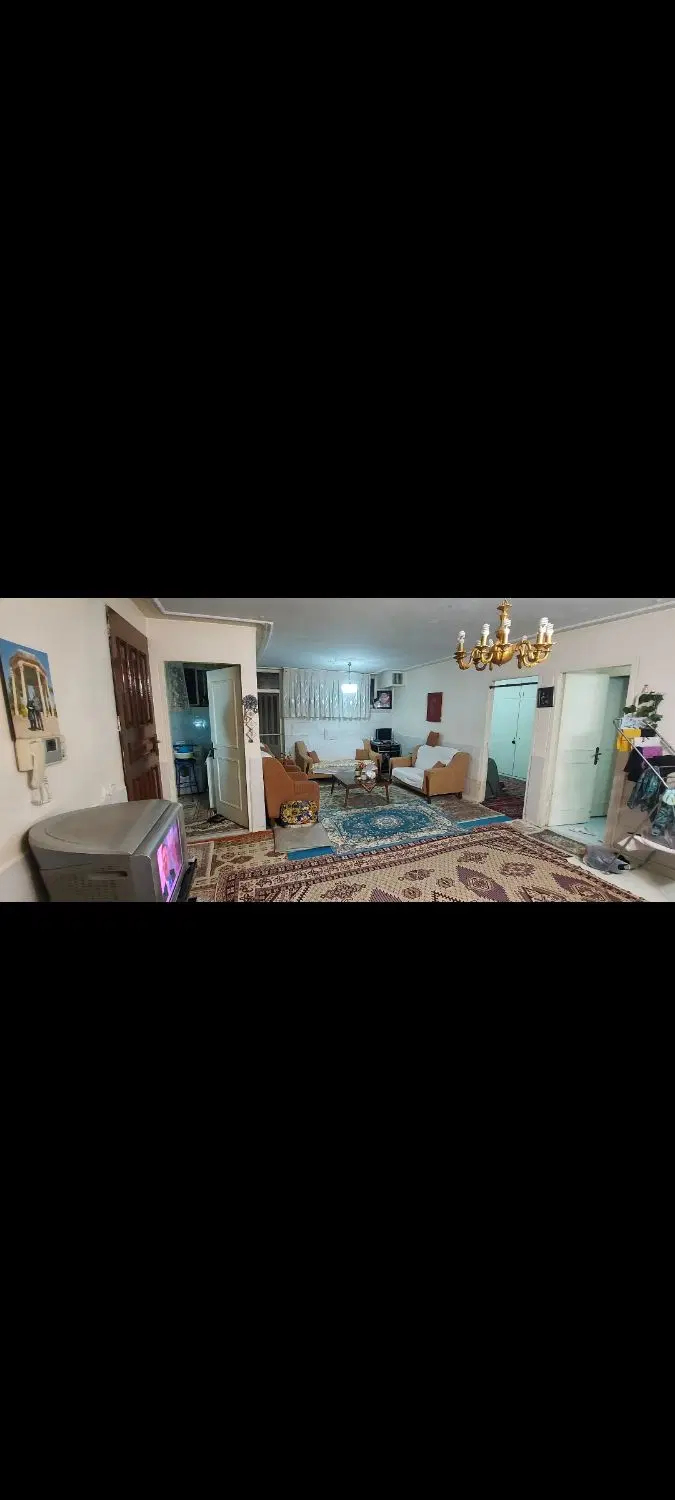 آپارتمان ۶۳ متری زیر همکف با حیاط اختصاصی