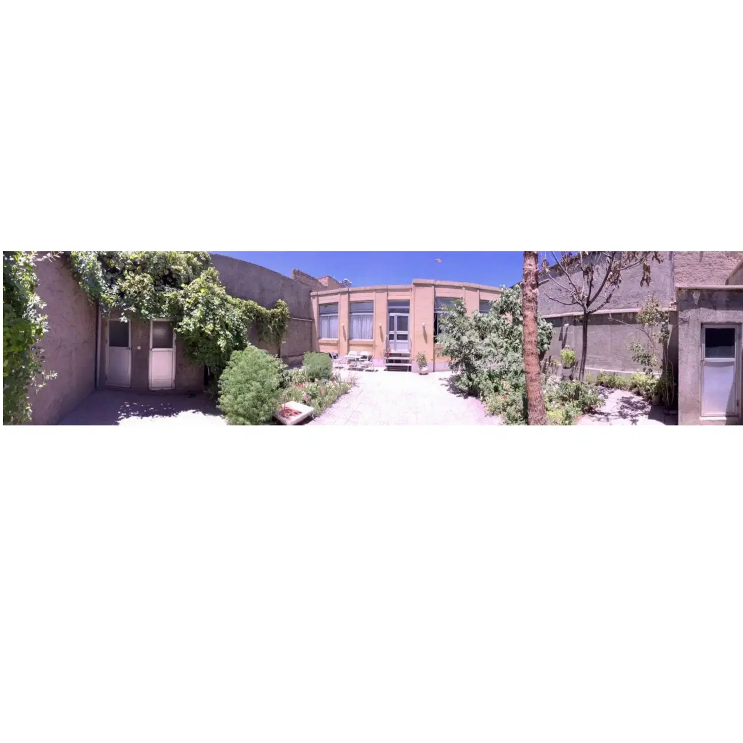 خانه ویلایی فروشی راسته حرم حاشیه خیابان اصلی