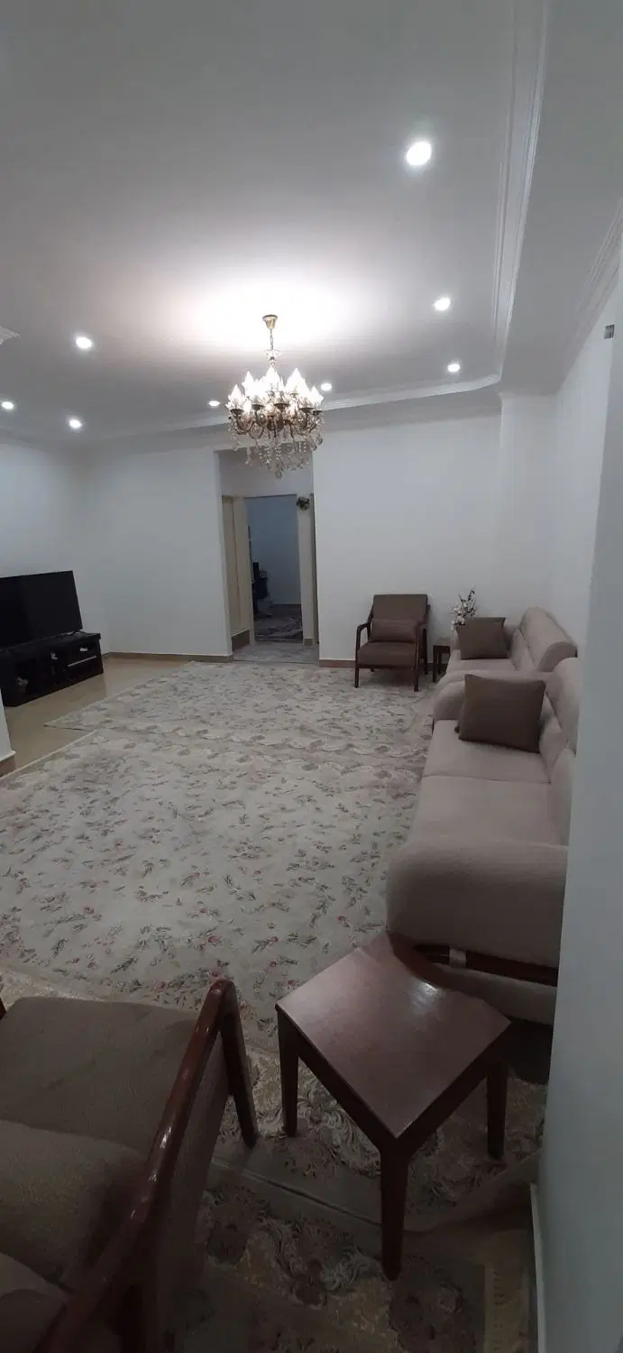 اجاره واحد ۸۵متری با اسانسور
