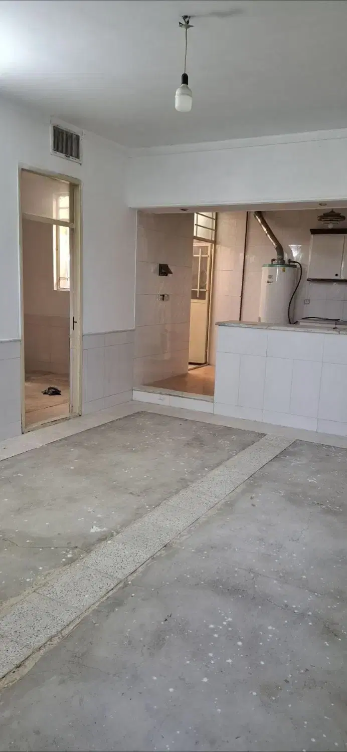 خانه ومغازه حاشیه شهریار