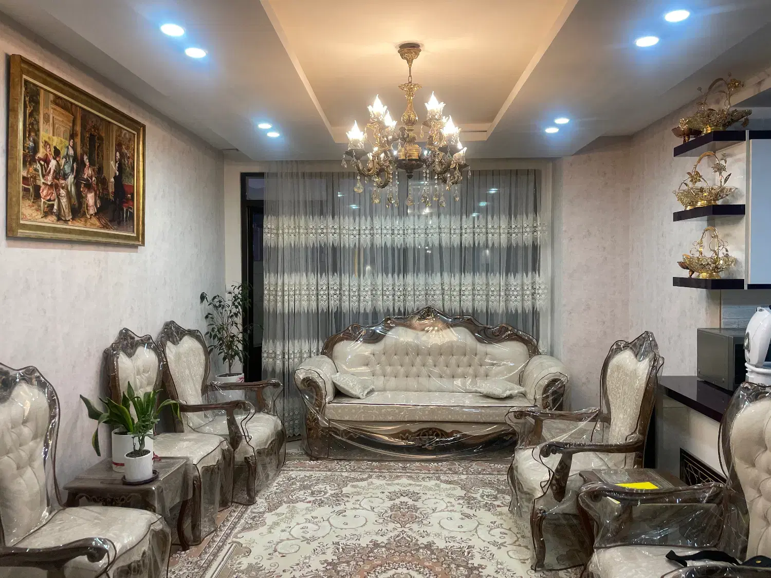 آپارتمان ۱۴۰ متری