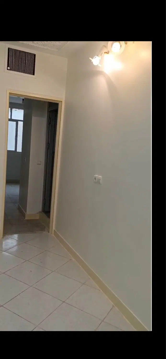 آپارتمان ۶۴ متری تک خواب نازی آباد