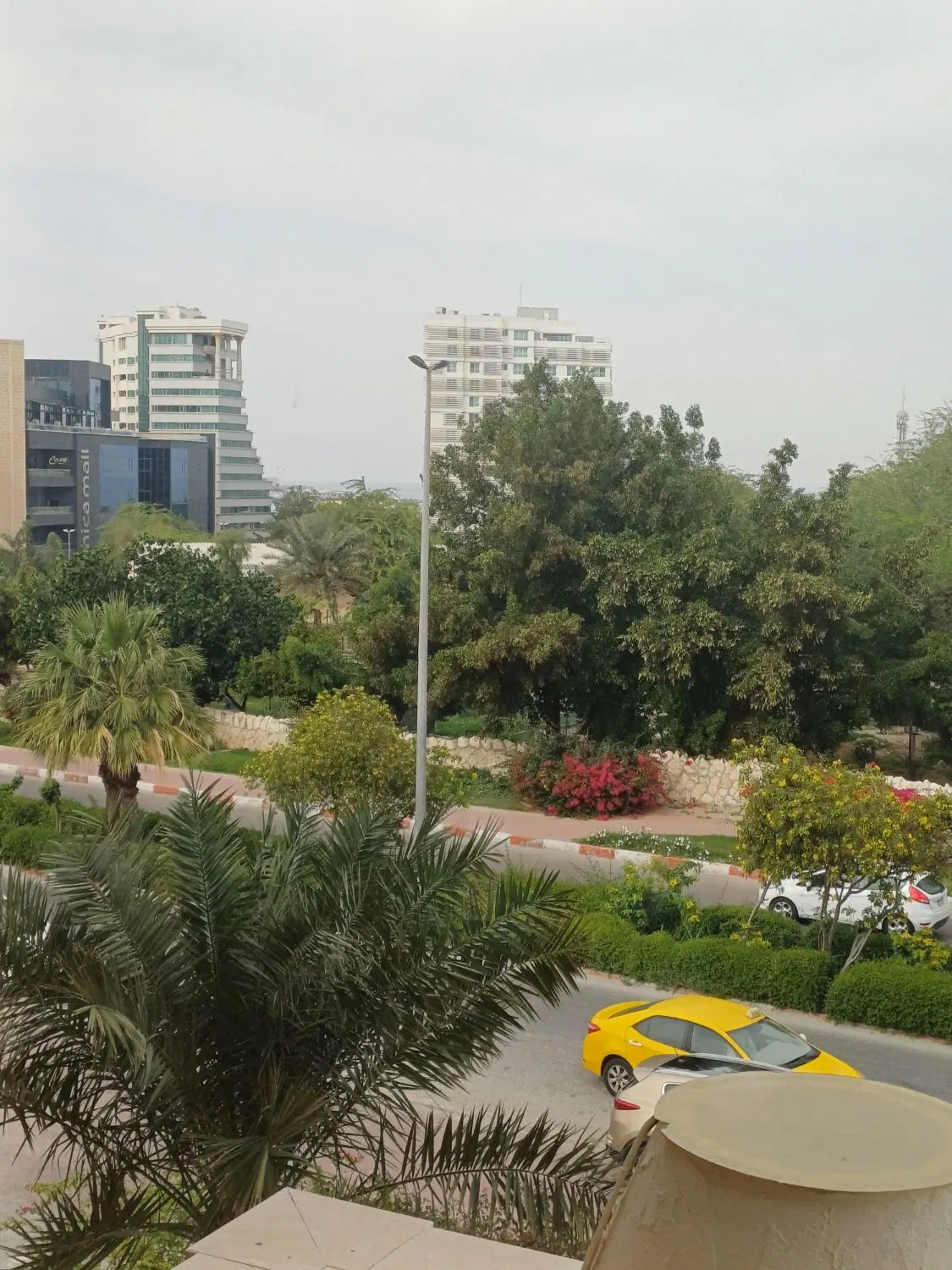 زیرزمین خوش موقعیت برای خیاطی زنانه