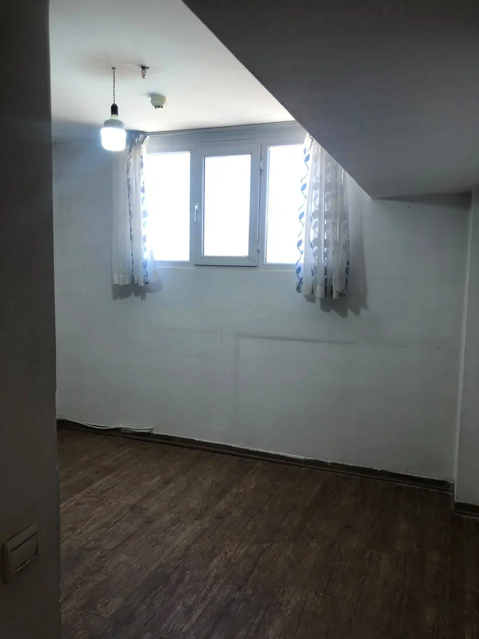 اجاره آپارتمان مخوابراط حیاط اختصاصی