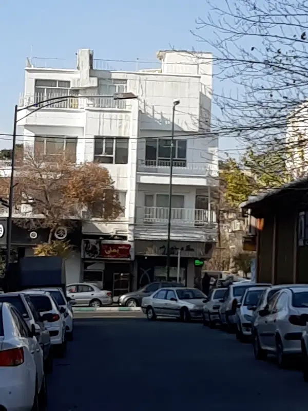 شهرآرا شمال پارک ۸۰متر۲خواب