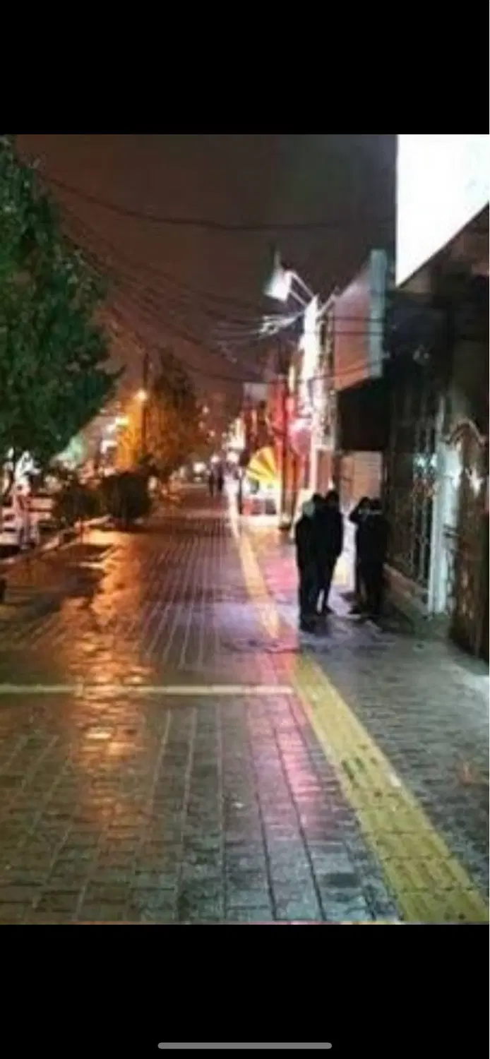 مغازه متراژ بالا درباغمیشه رهن واجاره داده میشود