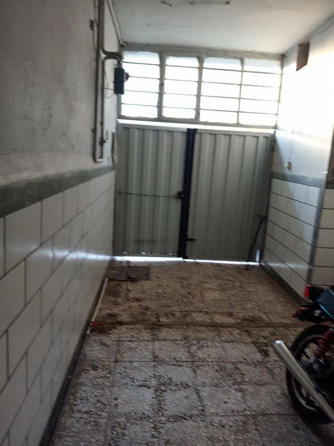 سلام یک باب مغازه 3در5 جهت انبار