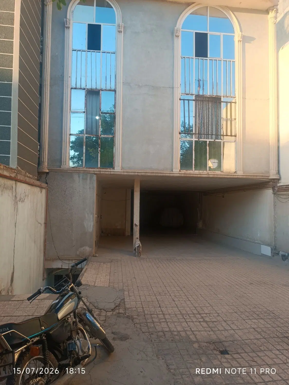 کارگاه 130متر