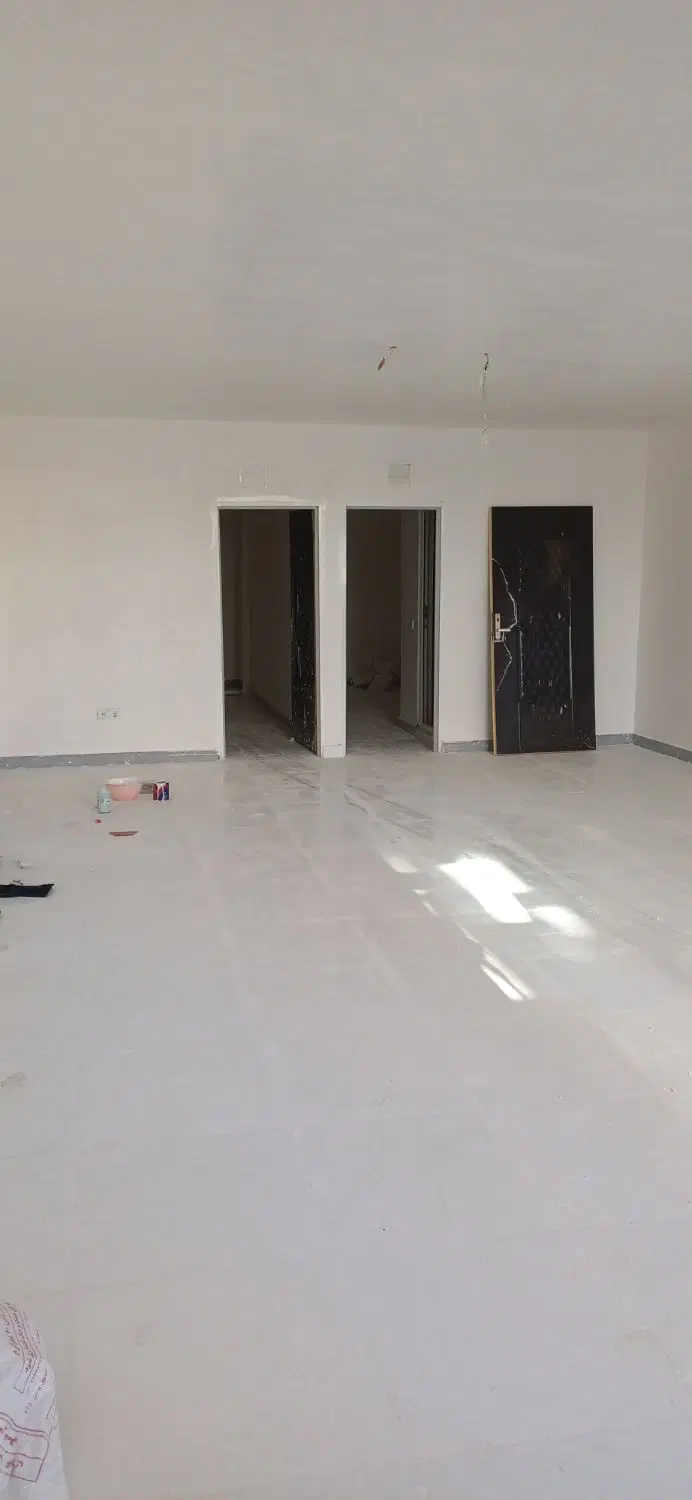 یک واحد مستقل ۱۲۰ متری