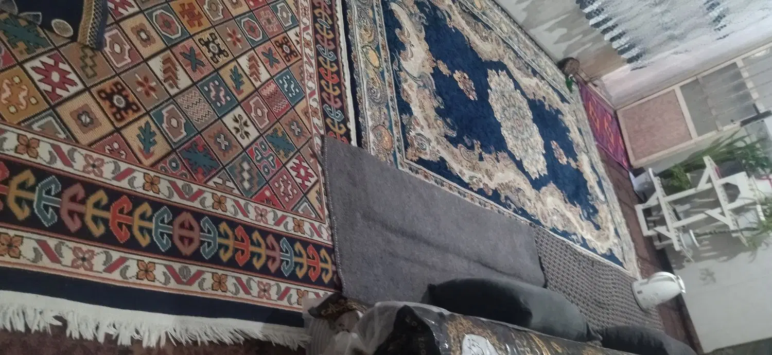 خانه ویلایی نزدیک به خیابان