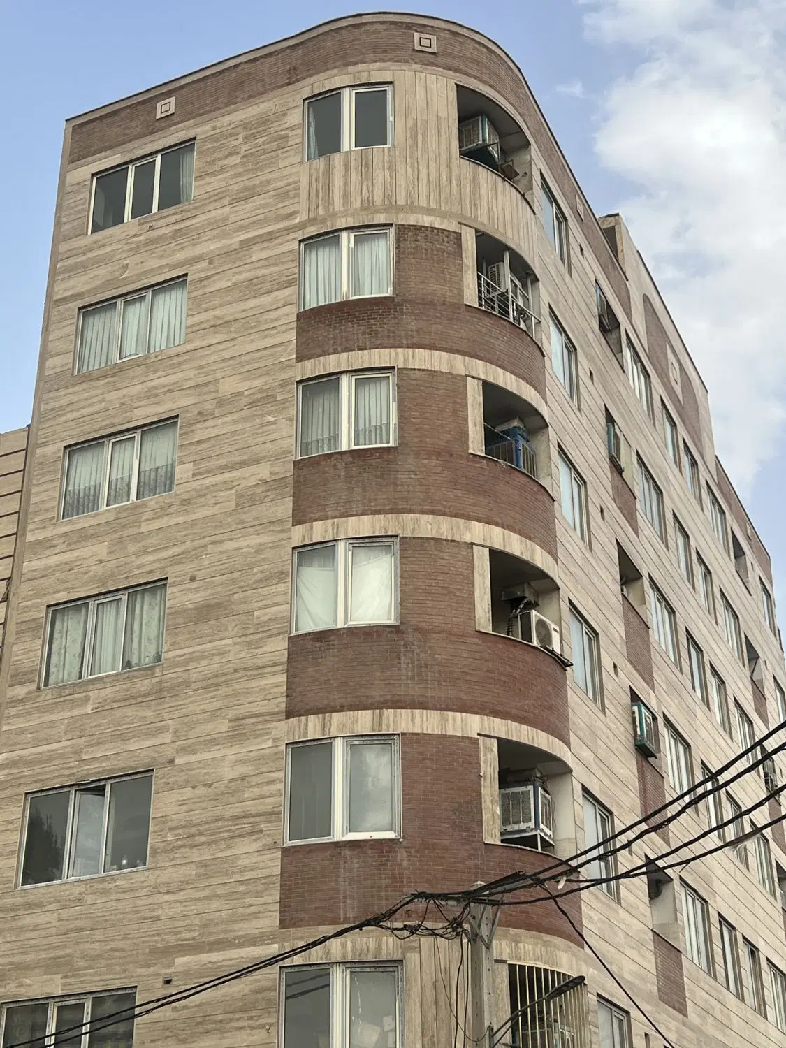 فروش یک واحد خوش نقشه ۷۵ متری