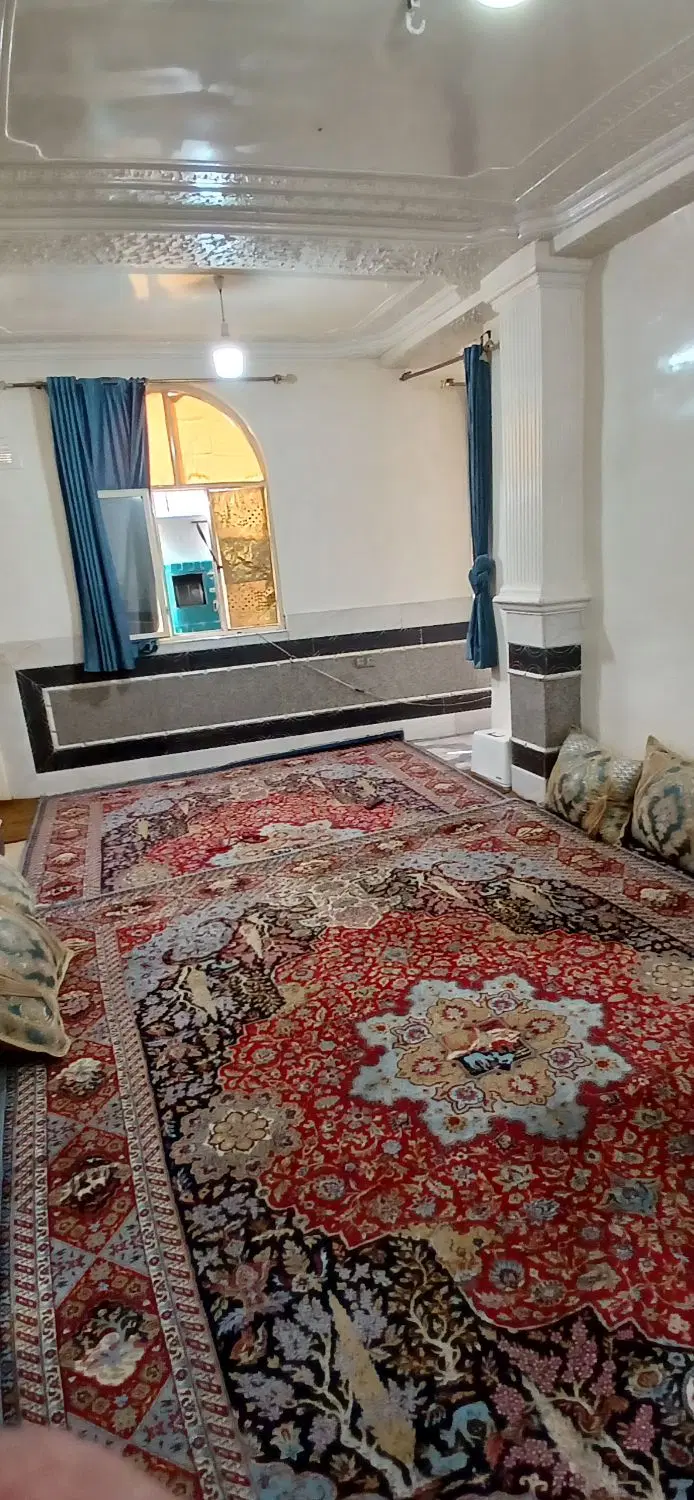 واحد آپارتمانی طبقه دوم