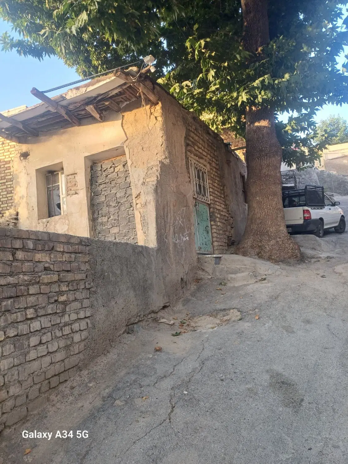 خانه فروشی مستقل فوتبال