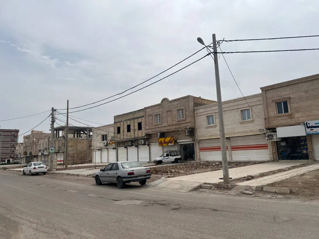 فروش یک باب مغازه بازارچه زمین شهری(بهارستان غربی)
