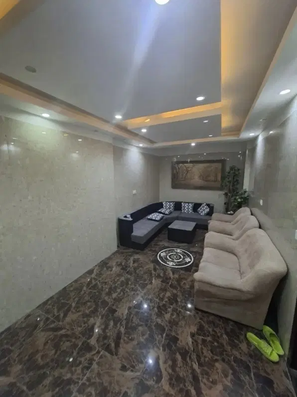 فروش واحد ۲خواب روبه افتاب پارگینگ اختصاصی تاپ
